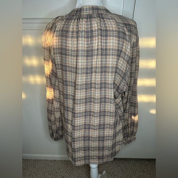 FREE PEOPLE Northern Bound Button Down Blouse EUC sz S - Picture 4 of 10